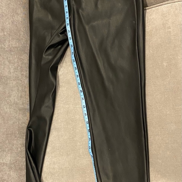 Zara Leather faux pant so flattering. - Picture 7 of 11